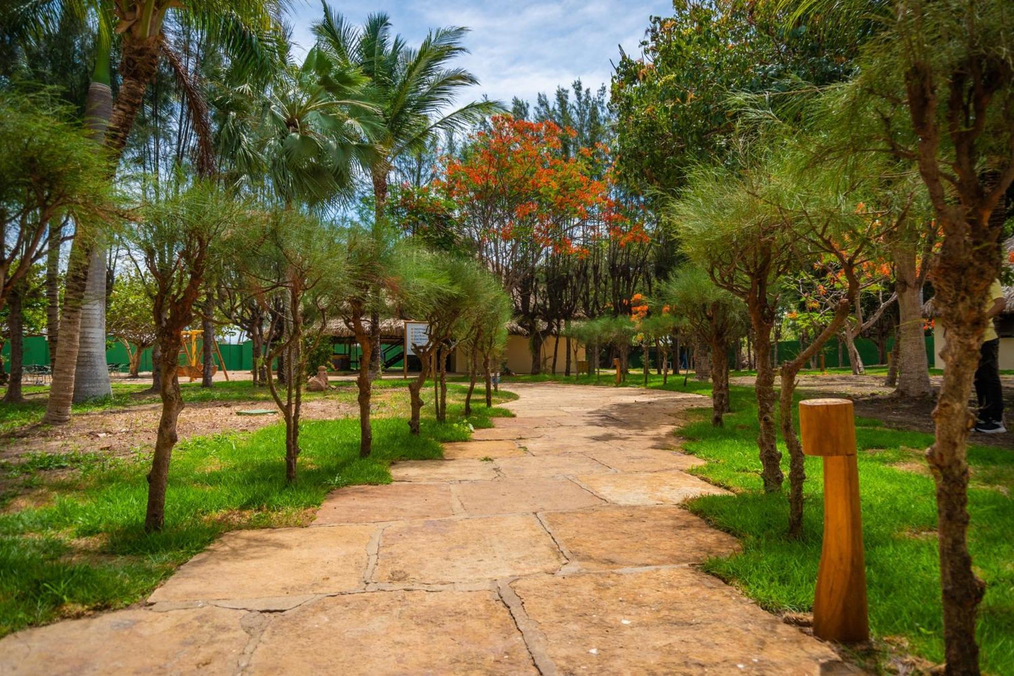Sun City Rota Das Emocoes Камосин Экстерьер фото